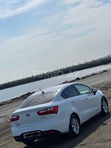 Kia Rio 2015, 125,000 km - 1.6 l - Sumqayıt