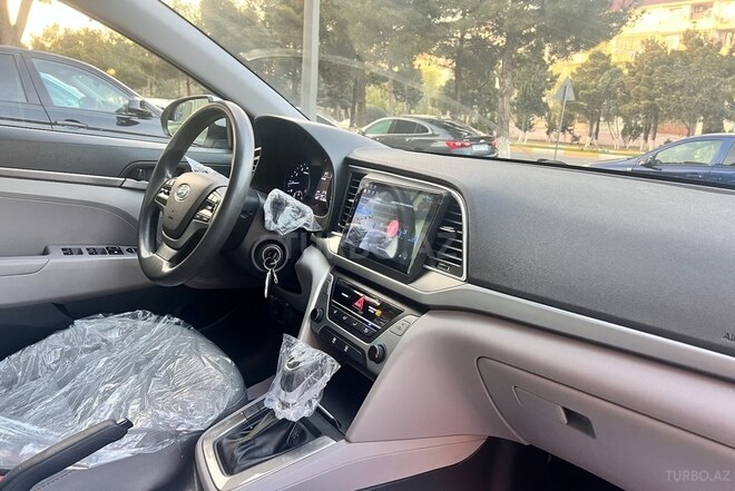 Hyundai Elantra 2017, 121,000 km - 2.0 l - Sumqayıt