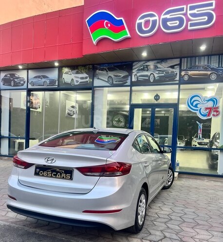 Hyundai Elantra 2017, 121,000 km - 2.0 l - Sumqayıt