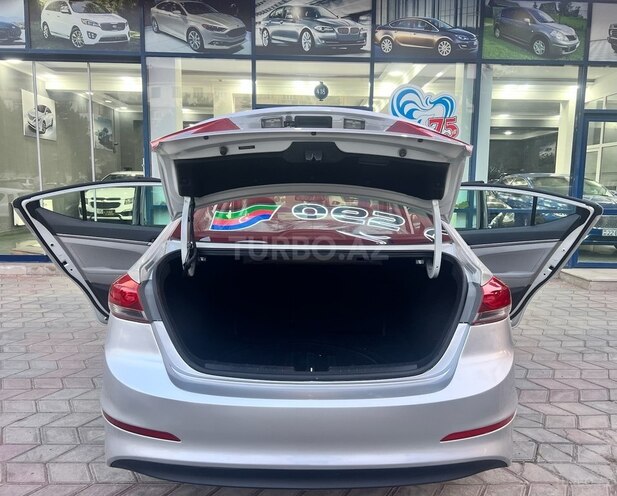 Hyundai Elantra 2017, 121,000 km - 2.0 l - Sumqayıt