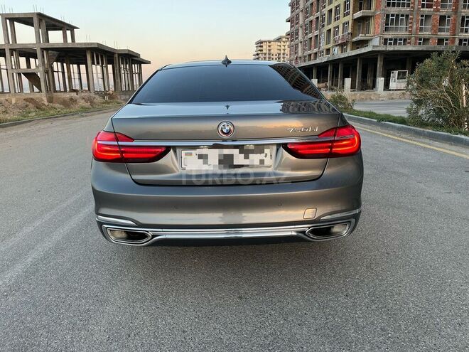 BMW 740 2017, 257,000 km - 3.0 l - Bakı