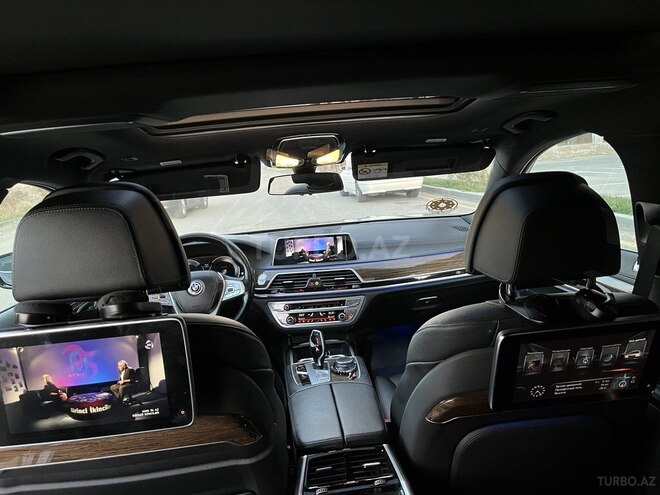 BMW 740 2017, 257,000 km - 3.0 l - Bakı