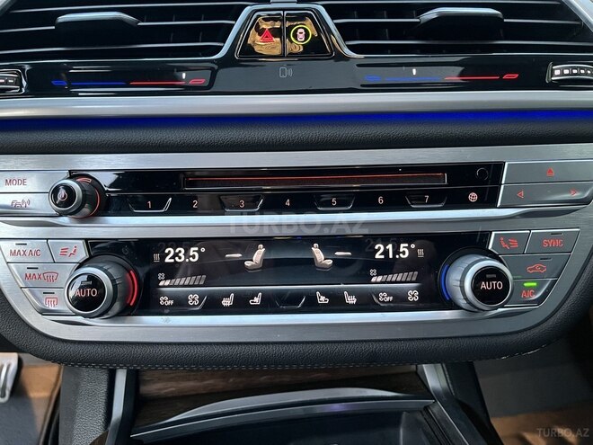 BMW 740 2017, 257,000 km - 3.0 l - Bakı