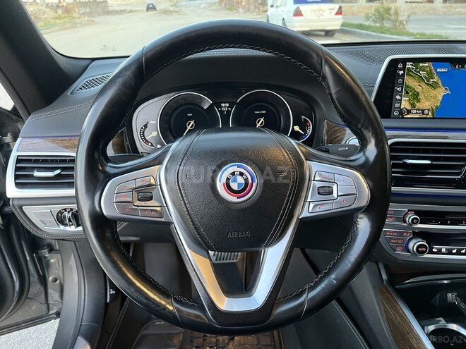 BMW 740 2017, 257,000 km - 3.0 l - Bakı