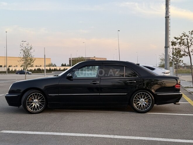 Mercedes E 320 2000, 410,390 km - 3.2 l - Bakı