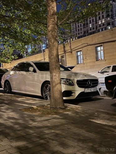 Mercedes E 300 4MATIC 2019, 151,774 km - 2.0 л - Bakı