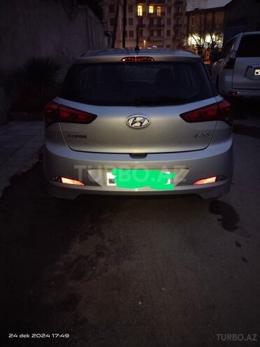 Hyundai i20 2017, 332,000 km - 1.4 l - Bakı