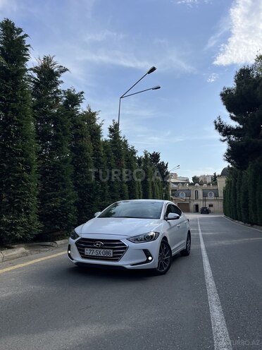 Hyundai Avante 2018, 130,000 km - 1.6 л - Bakı