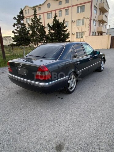 Mercedes C 220 1995, 320,000 km - 2.2 l - Bakı