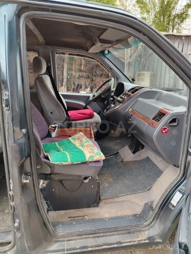 Mercedes Vito 1998, 555,000 km - 2.3 l - Lerik
