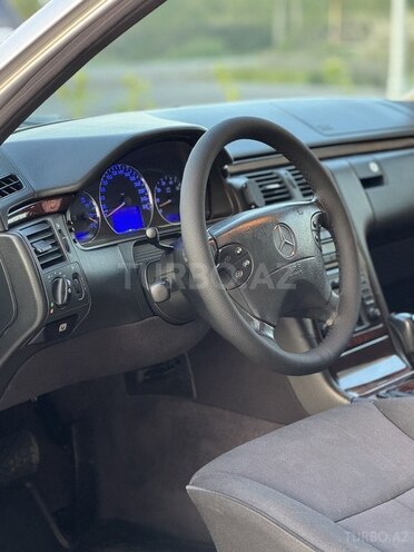 Mercedes E 240 2000, 168,000 km - 2.4 l - Saatlı