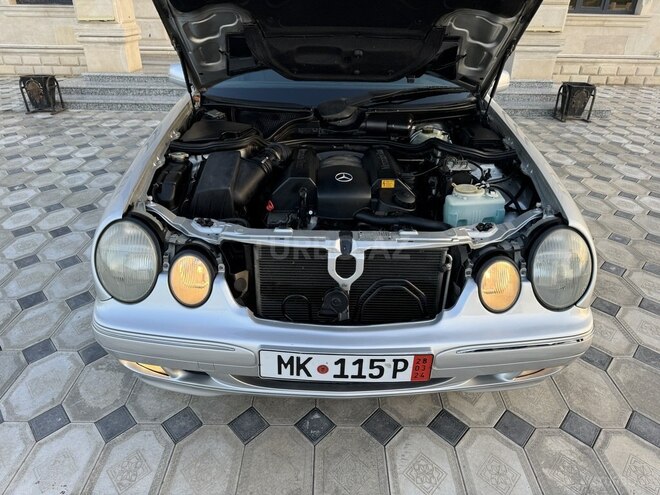 Mercedes E 240 2000, 168,000 km - 2.4 l - Saatlı