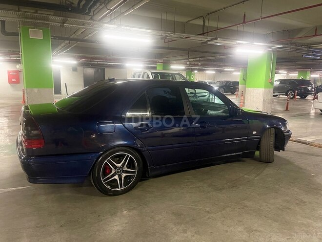 Mercedes C 180 1995, 200,000 km - 1.8 l - Bakı