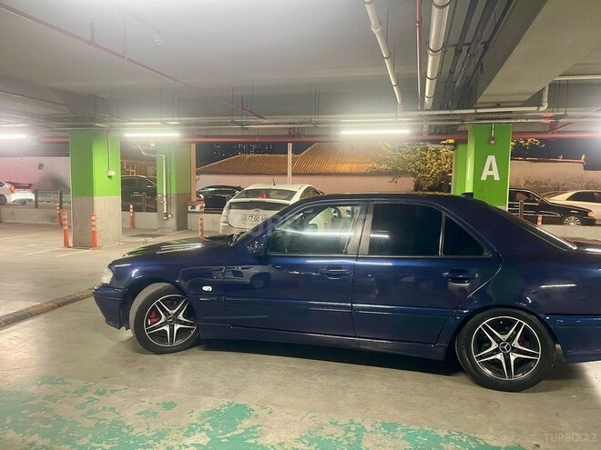 Mercedes C 180 1995, 200,000 km - 1.8 l - Bakı