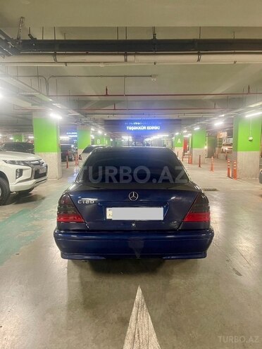 Mercedes C 180 1995, 200,000 km - 1.8 l - Bakı