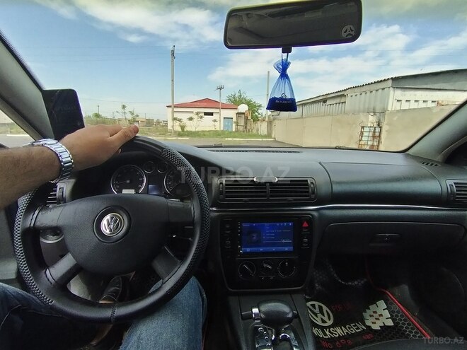 Volkswagen Passat 2004, 324,815 km - 1.8 l - Ağcabədi