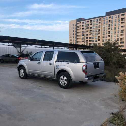 Nissan Navara 2011, 240,112 km - 2.5 l - Sumqayıt