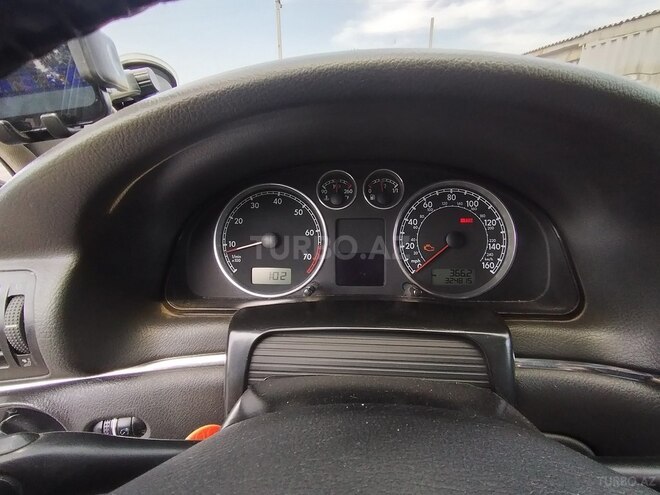 Volkswagen Passat 2004, 324,815 km - 1.8 l - Ağcabədi