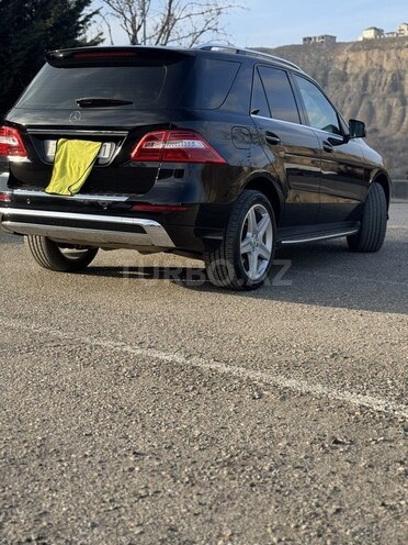 Mercedes ML 350 4MATIC 2013, 140,000 km - 3.5 l - Quba