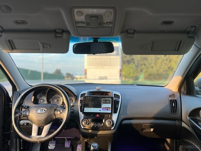 Kia Ceed 2009, 239,000 km - 1.6 л - Bakı