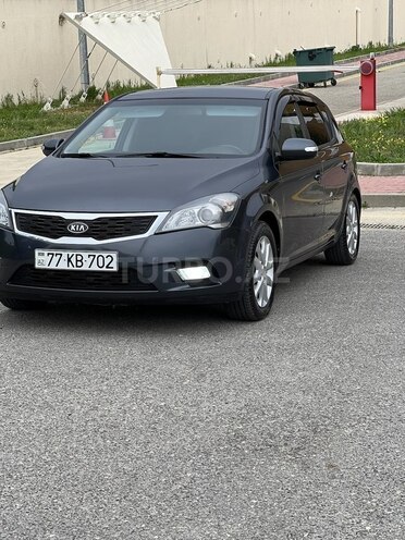 Kia Ceed 2009, 239,000 km - 1.6 л - Bakı