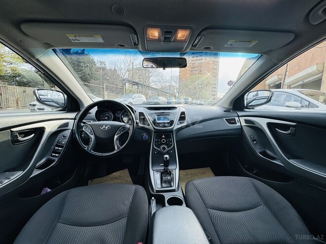 Hyundai Elantra 2015, 193,121 km - 1.8 l - Bakı