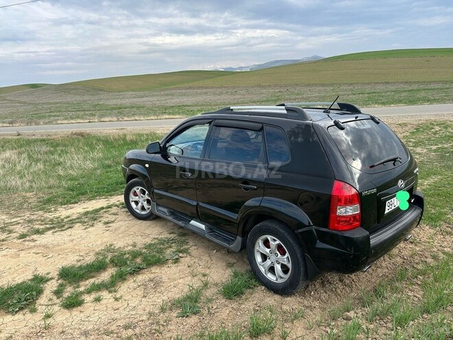 Hyundai Tucson 2008, 219,530 km - 2.7 л - Qazax