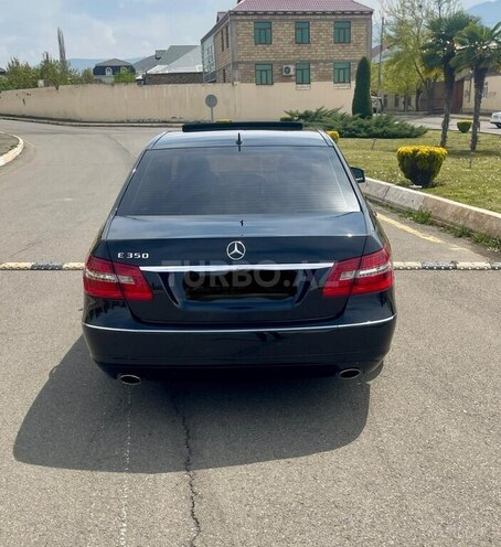 Mercedes E 350 2009, 235,000 km - 3.5 l - Gəncə
