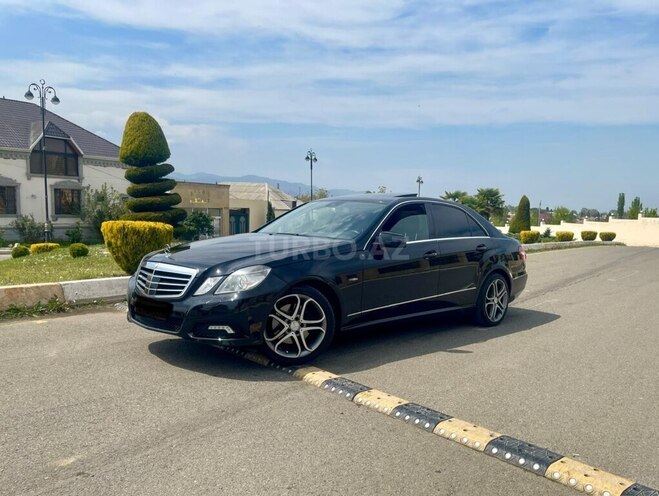 Mercedes E 350 2009, 235,000 km - 3.5 l - Gəncə