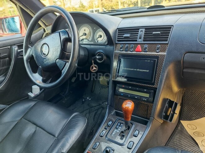 Mercedes C 240 1997, 280,000 km - 2.4 l - Gəncə