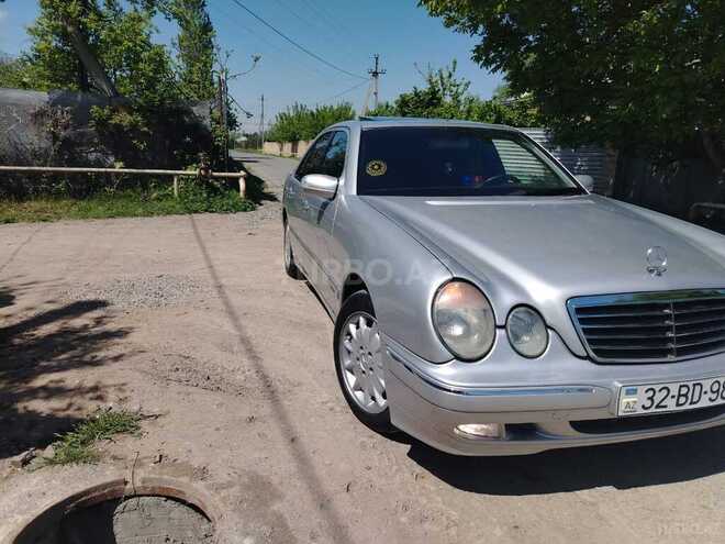 Mercedes E 240 2000, 292,811 km - 2.4 l - Tərtər