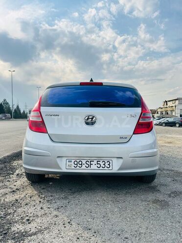 Hyundai i30 2009, 180,000 km - 1.4 л - Gəncə