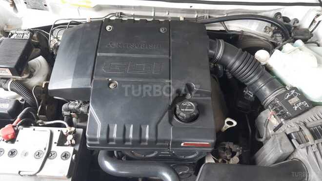 Mitsubishi Pajero io 2002, 258,000 km - 2.0 l - Tovuz