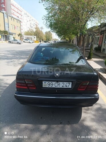 Mercedes E 270 2000, 600,800 km - 2.7 l - Bakı