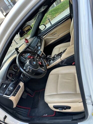 BMW 528-8