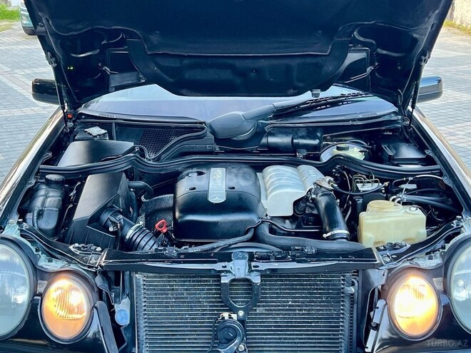 Mercedes E 220 d 1999, 420,145 km - 2.2 l - Bakı