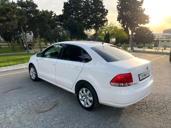 Volkswagen Polo 2012, 142,000 km - 1.6 l - Bakı
