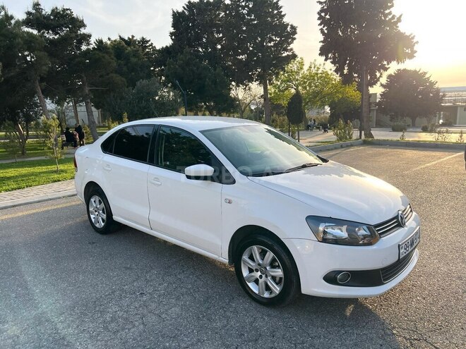 Volkswagen Polo 2012, 142,000 km - 1.6 l - Bakı