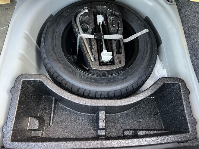 Volkswagen Polo 2012, 142,000 km - 1.6 l - Bakı