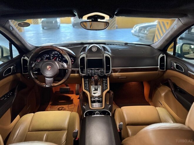Porsche Cayenne Turbo 2012, 138,000 km - 4.8 л - Bakı