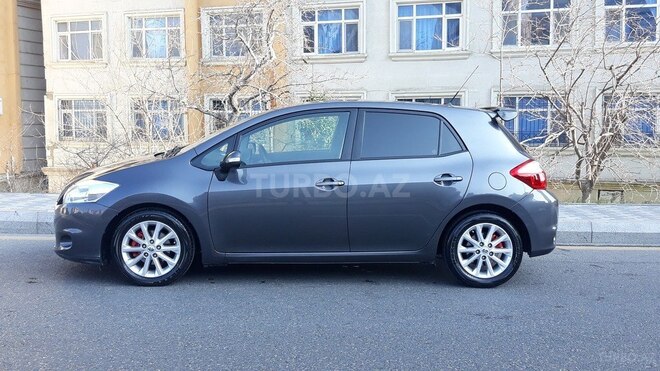 Toyota Auris 2010, 348,500 km - 1.4 l - Masallı