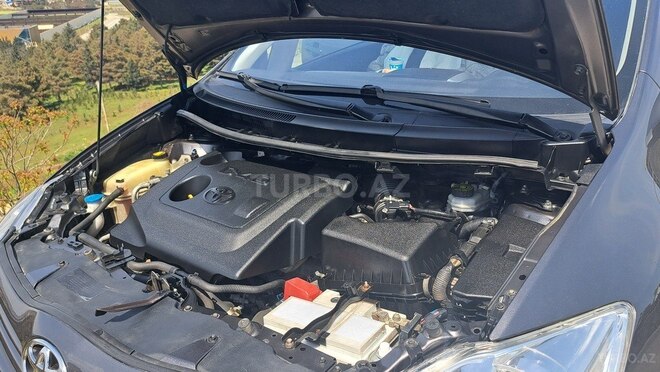 Toyota Auris 2010, 348,500 km - 1.4 l - Masallı