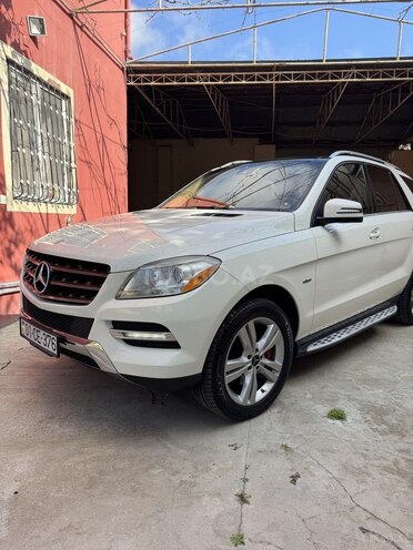 Mercedes ML 350 4MATIC 2012, 270,000 km - 3.5 л - Bakı