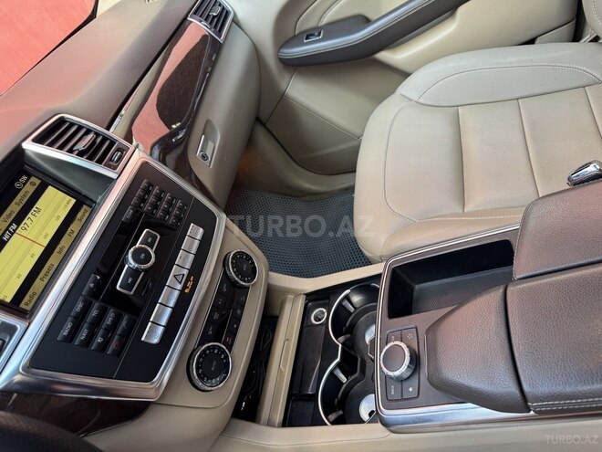 Mercedes ML 350 4MATIC 2012, 270,000 km - 3.5 л - Bakı