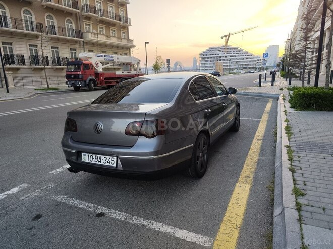 Volkswagen Passat 2006, 286,000 km - 2.0 l - Bakı