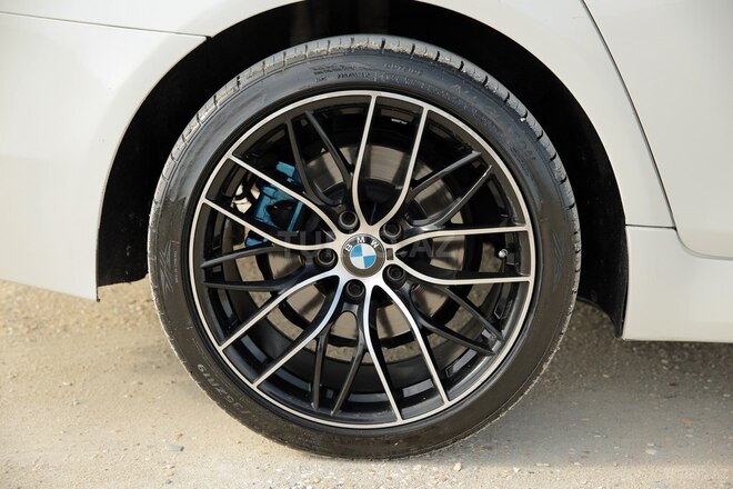 BMW 528 2013, 200,000 km - 2.0 l - Bakı