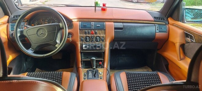 Mercedes C 230 1995, 378,000 km - 2.3 л - Bakı