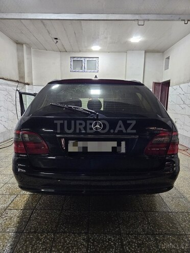 Mercedes E 220 d-5