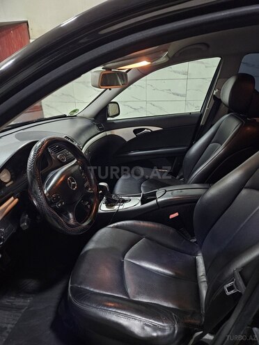 Mercedes E 220 d-8