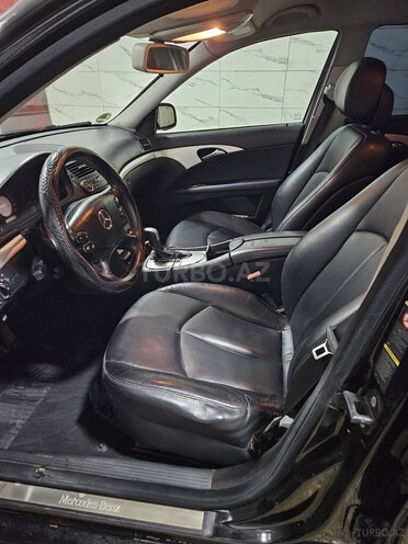 Mercedes E 220 d-7
